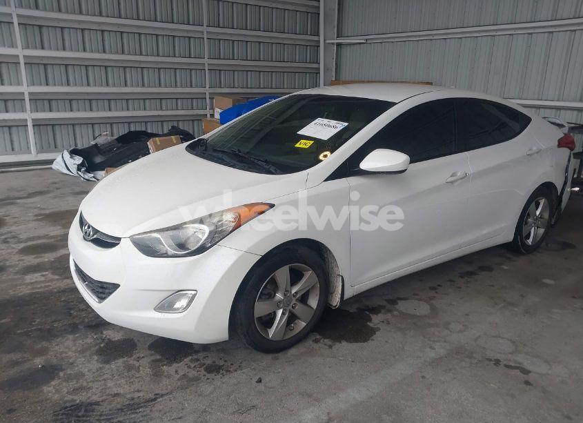 Photo 2 of 2013 Hyundai Elantra GLS (VIN 5NPDH4AE3DH191014)