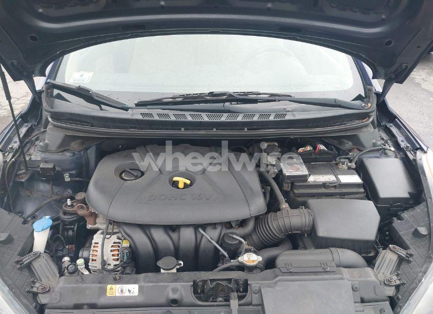 Photo 10 of 2013 Hyundai Elantra GLS (VIN 5NPDH4AE3DH196598)