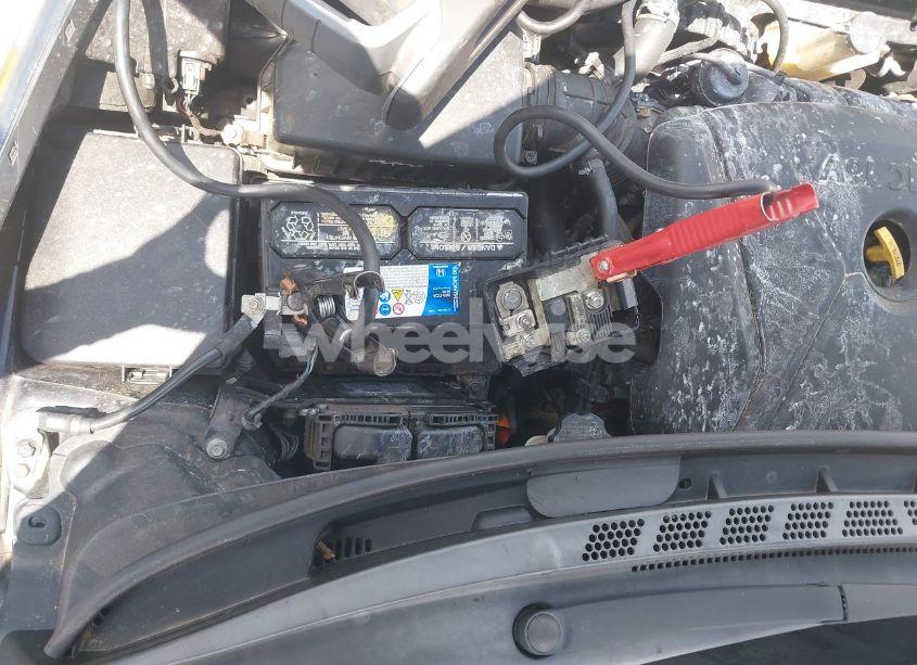 Photo 12 of 2013 Hyundai Elantra LIMITED (VIN 5NPDH4AE3DH211102)