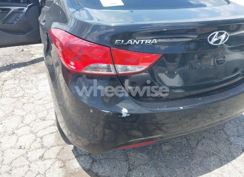 Photo 13 of 2013 Hyundai Elantra LIMITED (VIN 5NPDH4AE3DH211102)