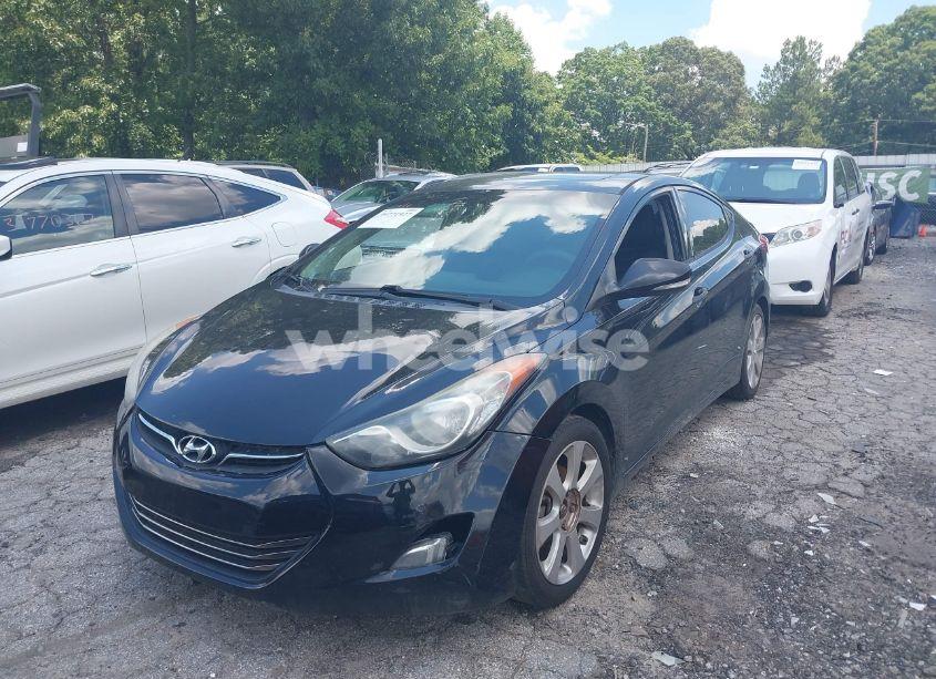 Photo 2 of 2013 Hyundai Elantra LIMITED (VIN 5NPDH4AE3DH211102)
