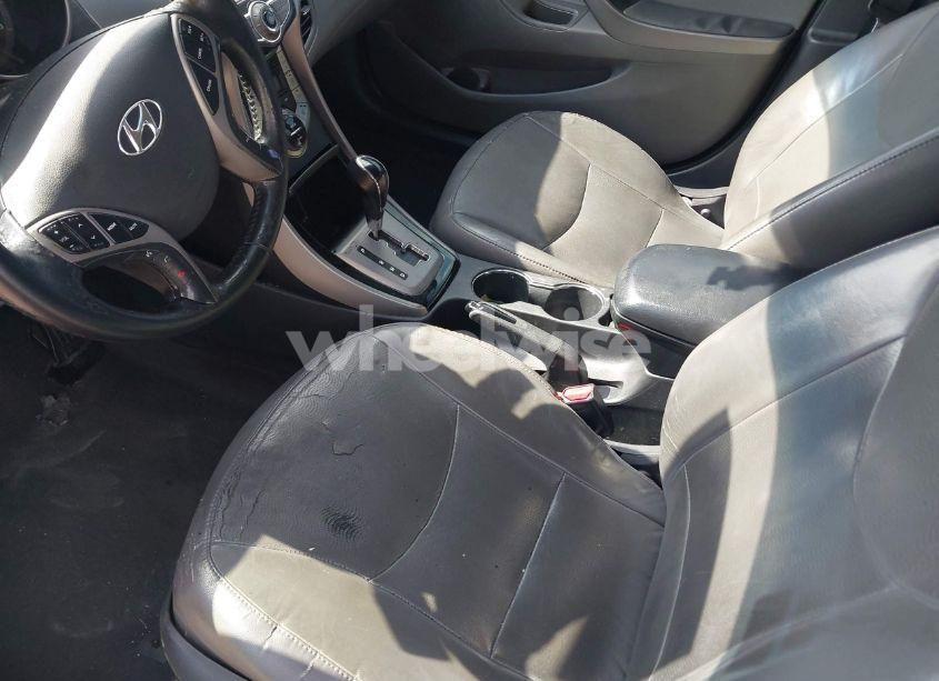 Photo 12 of 2013 Hyundai Elantra LIMITED (VIN 5NPDH4AE3DH230720)