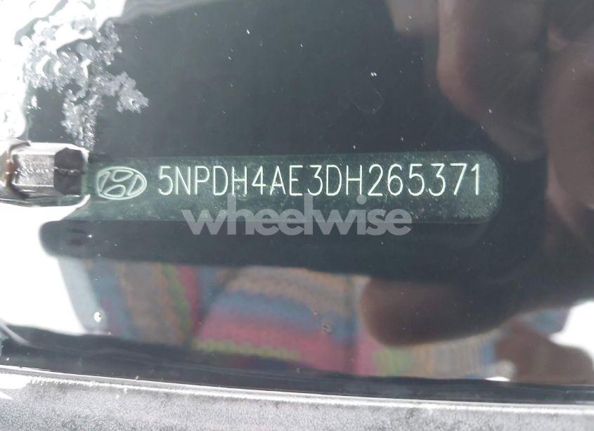 Photo 9 of 2013 Hyundai Elantra LIMITED (VIN 5NPDH4AE3DH265371)