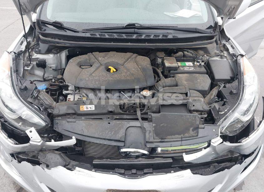 Photo 10 of 2013 Hyundai Elantra LIMITED (VIN 5NPDH4AE3DH271722)