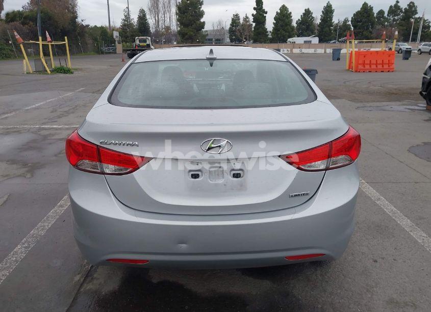 Photo 16 of 2013 Hyundai Elantra LIMITED (VIN 5NPDH4AE3DH271722)