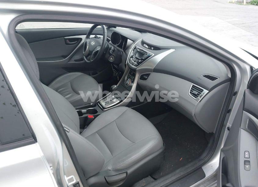 Photo 5 of 2013 Hyundai Elantra LIMITED (VIN 5NPDH4AE3DH271722)