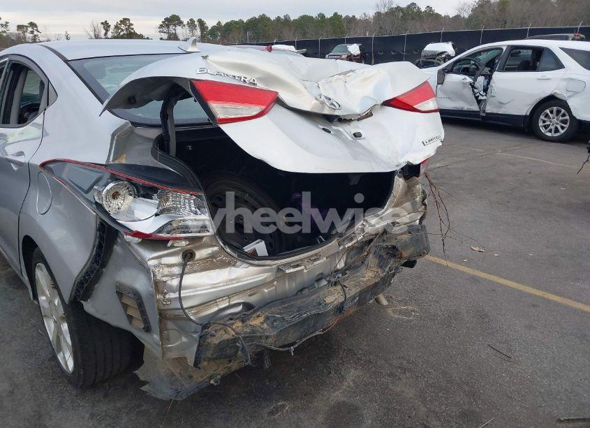 Photo 13 of 2013 Hyundai Elantra LIMITED (VIN 5NPDH4AE3DH276211)