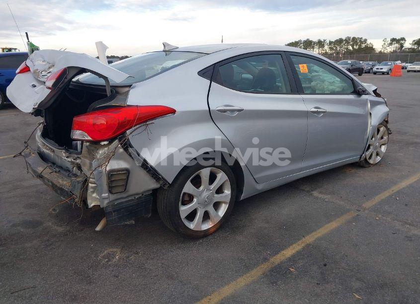 Photo 4 of 2013 Hyundai Elantra LIMITED (VIN 5NPDH4AE3DH276211)
