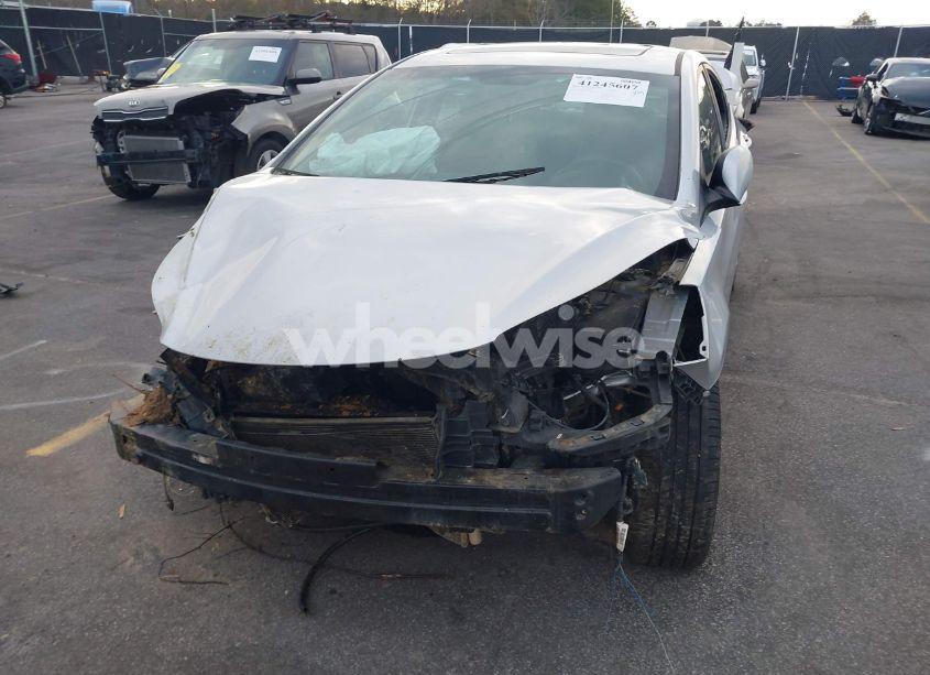 Photo 6 of 2013 Hyundai Elantra LIMITED (VIN 5NPDH4AE3DH276211)