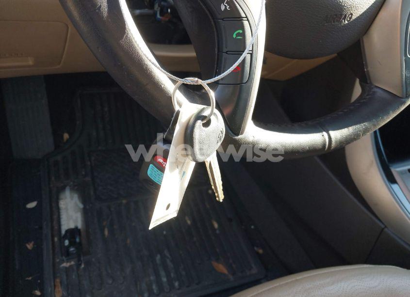 Photo 11 of 2013 Hyundai Elantra LIMITED (VIN 5NPDH4AE3DH279402)