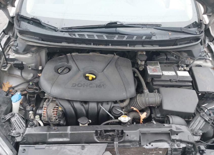 Photo 10 of 2013 Hyundai Elantra GLS (VIN 5NPDH4AE3DH279741)