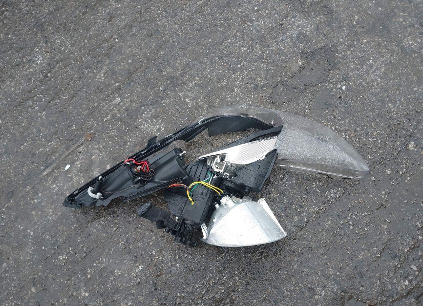 Photo 12 of 2013 Hyundai Elantra GLS (VIN 5NPDH4AE3DH279741)