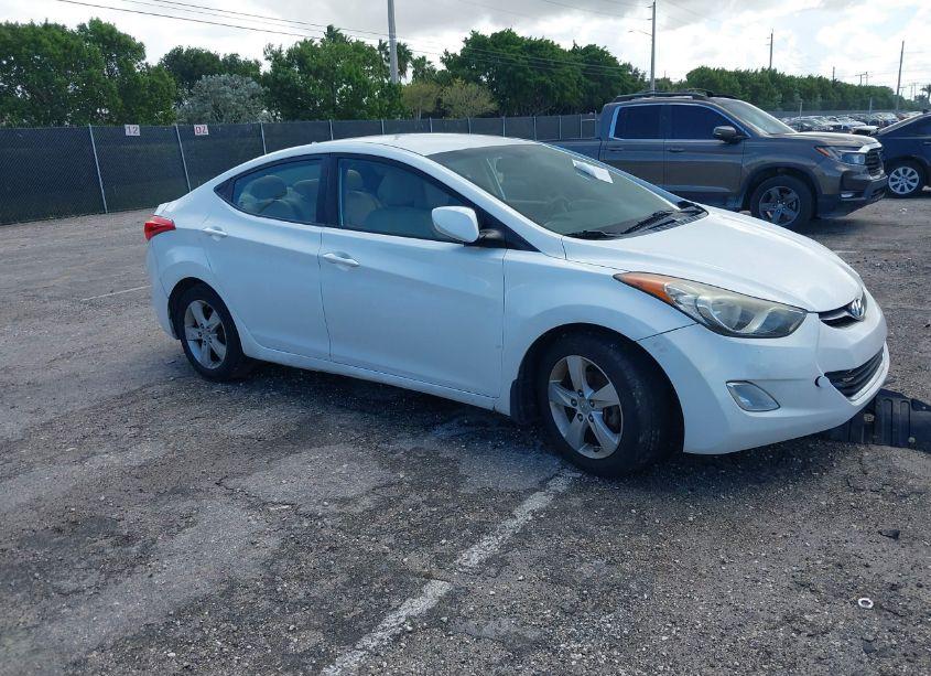 2013 Hyundai Elantra GLS (VIN 5NPDH4AE3DH284549) main photo