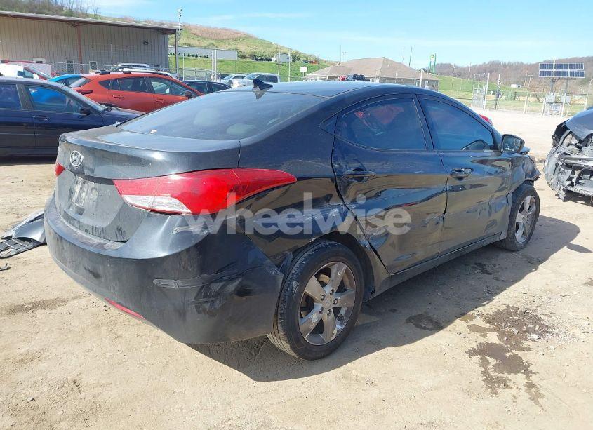 Photo 4 of 2013 Hyundai Elantra GLS (VIN 5NPDH4AE3DH284874)