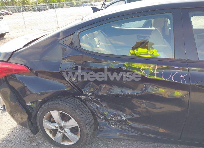 Photo 8 of 2013 Hyundai Elantra GLS (VIN 5NPDH4AE3DH289301)