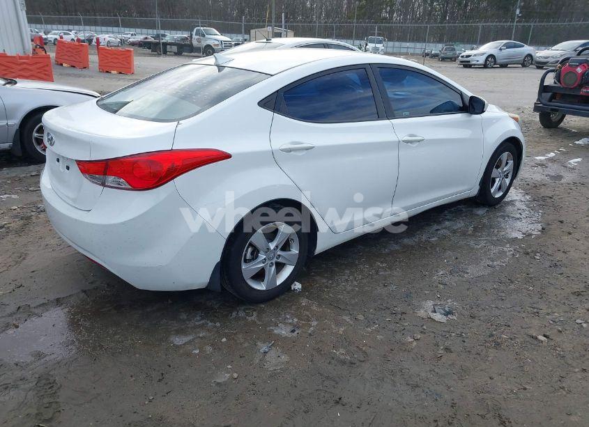 Photo 4 of 2013 Hyundai Elantra GLS (VIN 5NPDH4AE3DH290951)