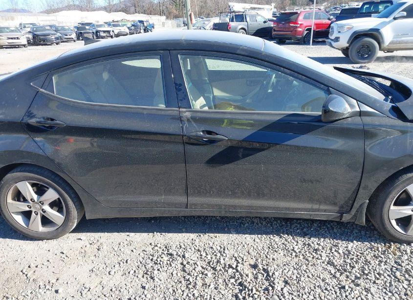 Photo 14 of 2013 Hyundai Elantra GLS (VIN 5NPDH4AE3DH293123)