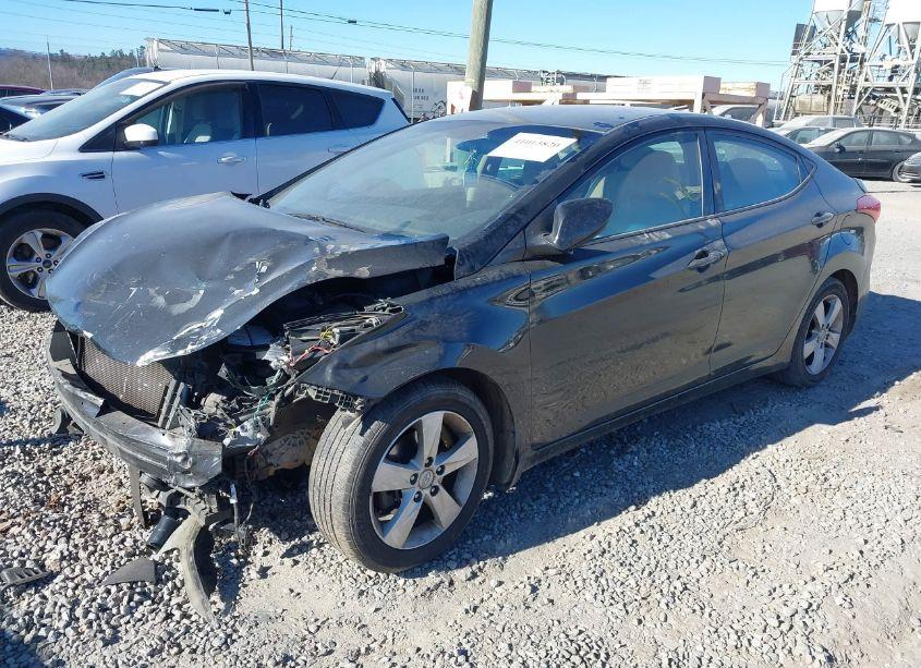 Photo 2 of 2013 Hyundai Elantra GLS (VIN 5NPDH4AE3DH293123)