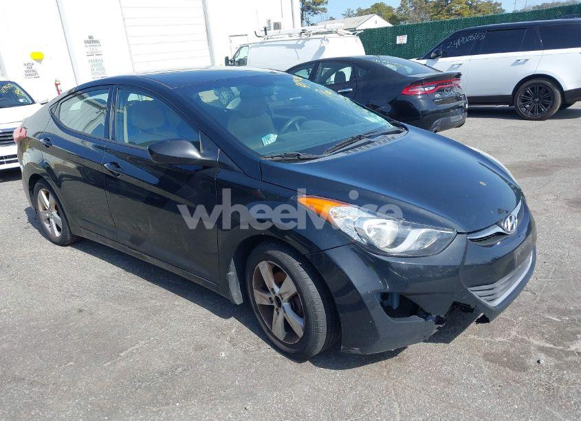 2013 Hyundai Elantra GLS (VIN 5NPDH4AE3DH293638) main photo