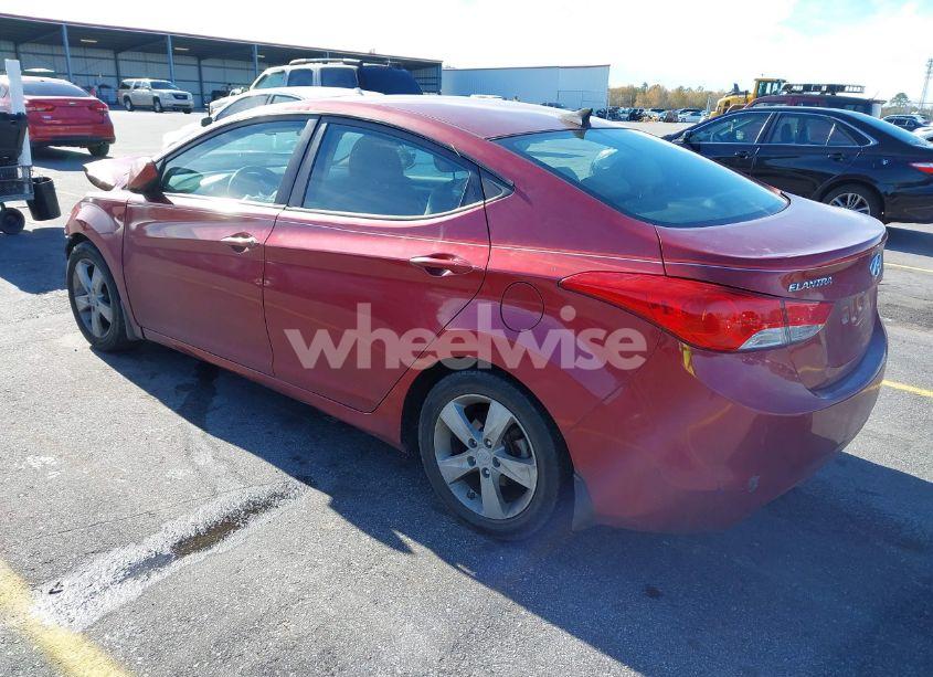 Photo 3 of 2013 Hyundai Elantra GLS (VIN 5NPDH4AE3DH307375)