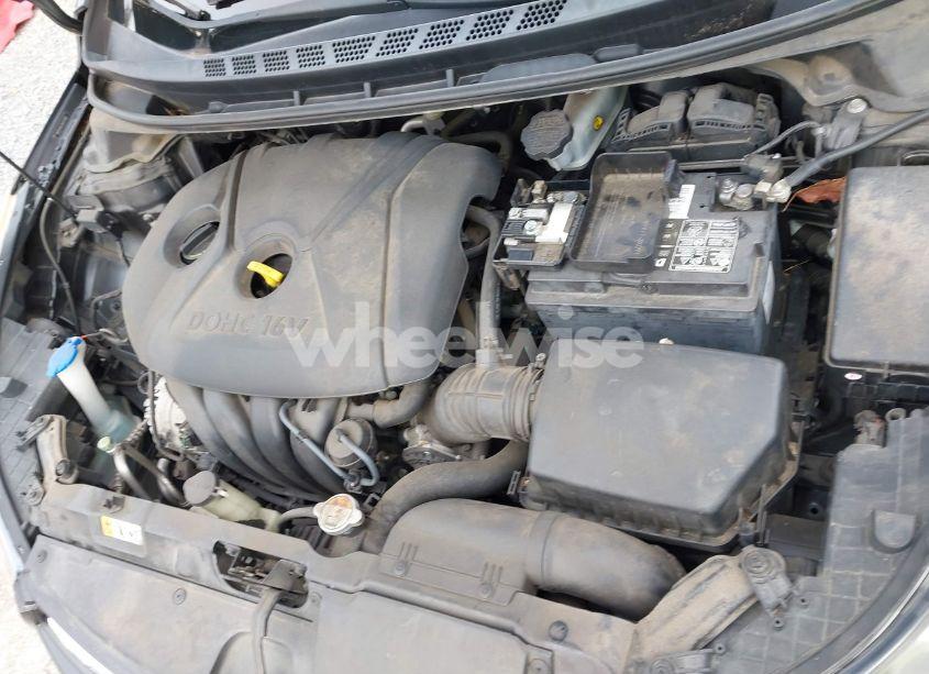 Photo 10 of 2013 Hyundai Elantra GLS (VIN 5NPDH4AE3DH311698)