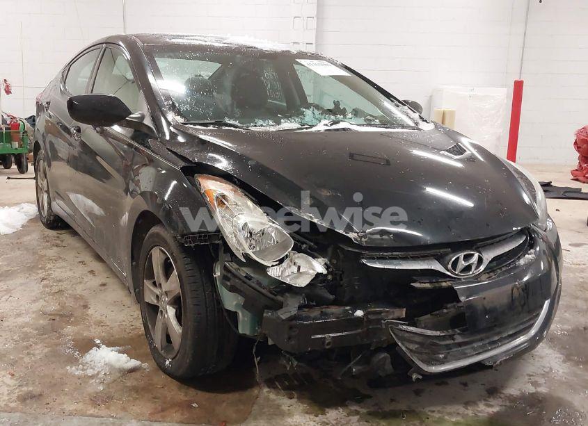 Photo 6 of 2013 Hyundai Elantra GLS (VIN 5NPDH4AE3DH315444)