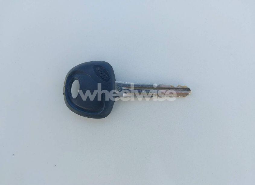 Photo 11 of 2013 Hyundai Elantra GLS (VIN 5NPDH4AE3DH334799)