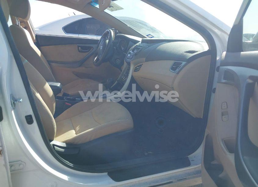 Photo 5 of 2013 Hyundai Elantra GLS (VIN 5NPDH4AE3DH334799)