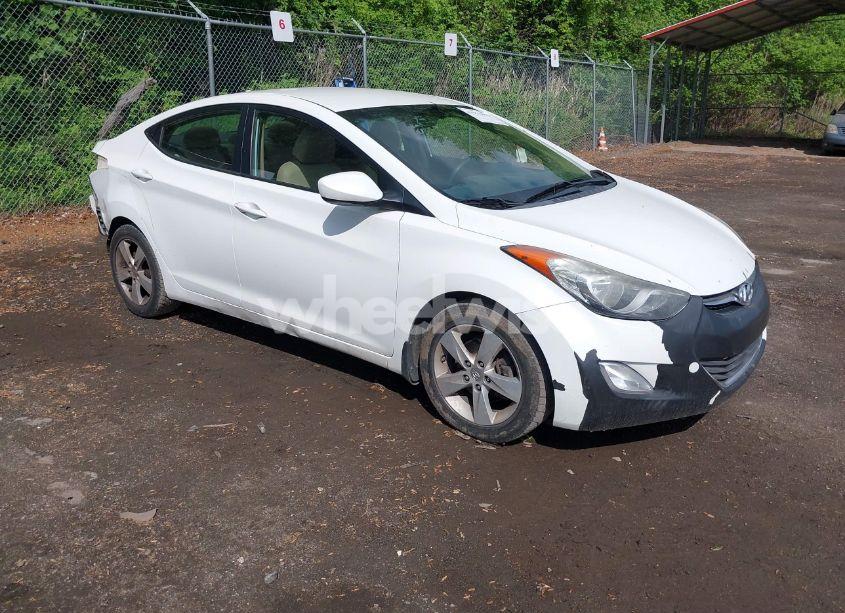 2013 Hyundai Elantra GLS (VIN 5NPDH4AE3DH349870) main photo