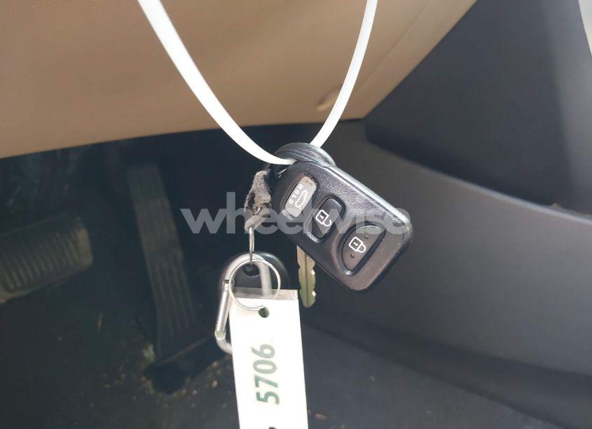 Photo 11 of 2013 Hyundai Elantra GLS (VIN 5NPDH4AE3DH349870)