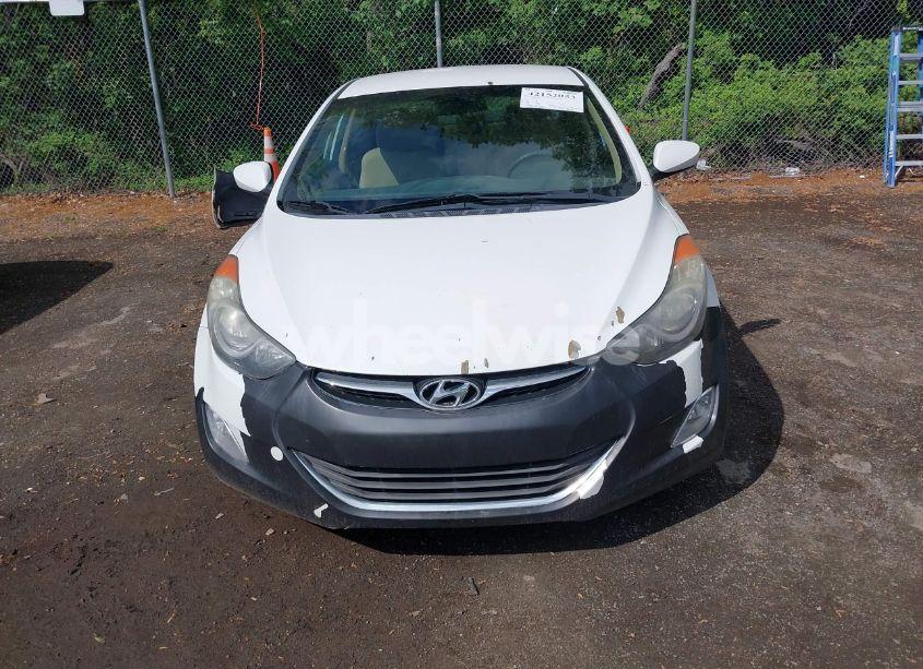 Photo 13 of 2013 Hyundai Elantra GLS (VIN 5NPDH4AE3DH349870)