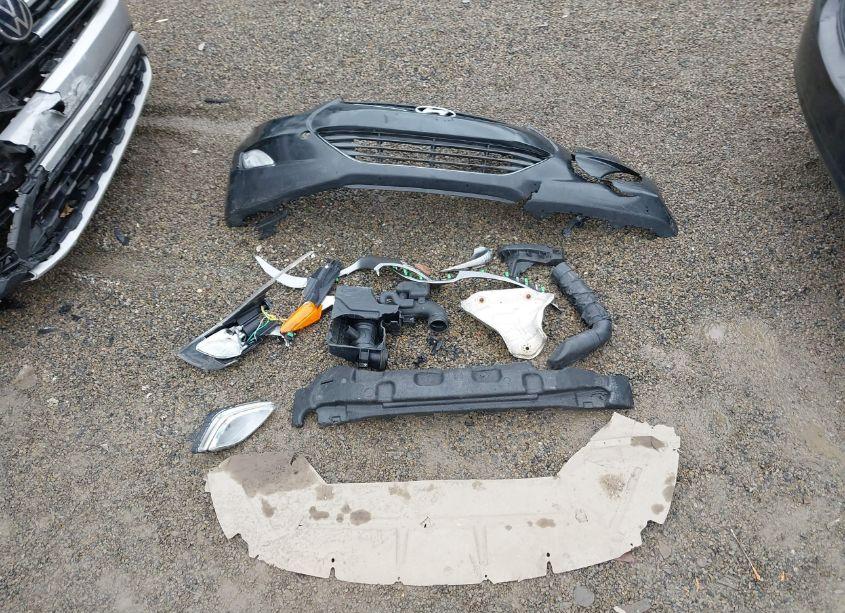 Photo 12 of 2013 Hyundai Elantra GLS (VIN 5NPDH4AE3DH350727)