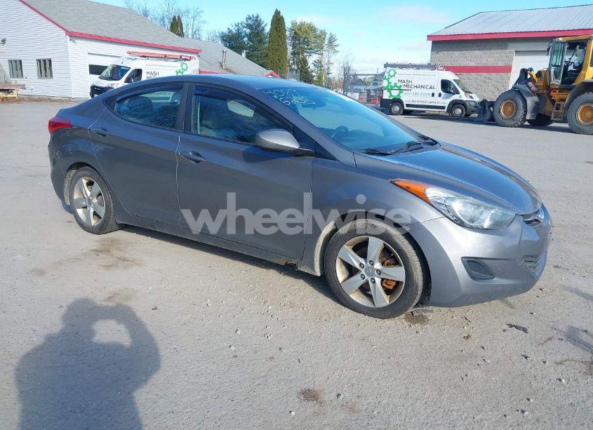 2013 Hyundai Elantra GLS (VIN 5NPDH4AE3DH353689) main photo