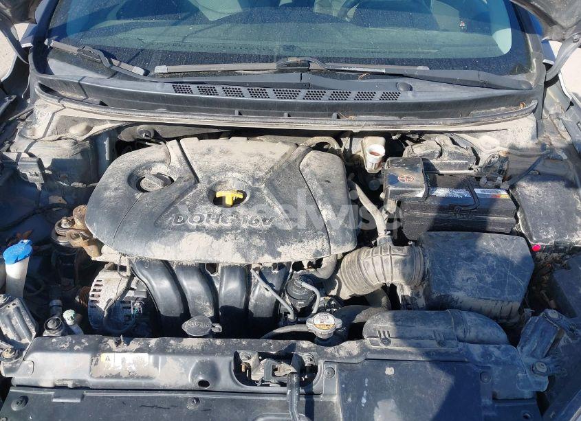 Photo 10 of 2013 Hyundai Elantra GLS (VIN 5NPDH4AE3DH353689)