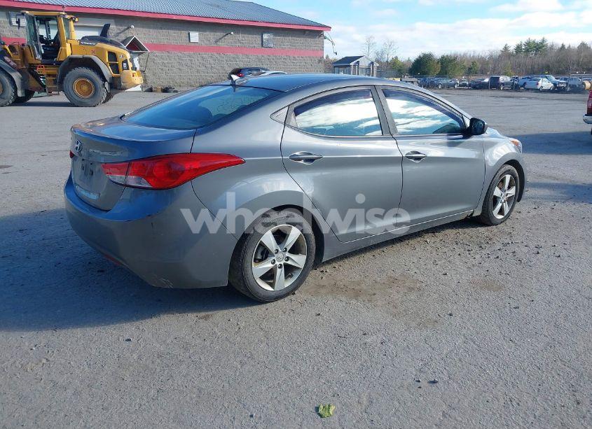 Photo 4 of 2013 Hyundai Elantra GLS (VIN 5NPDH4AE3DH353689)