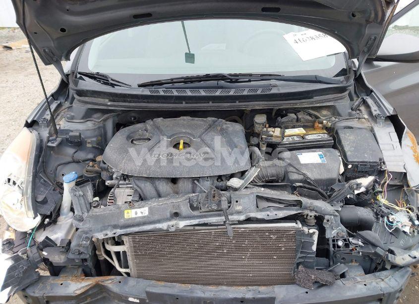 Photo 10 of 2013 Hyundai Elantra GLS (VIN 5NPDH4AE3DH354700)