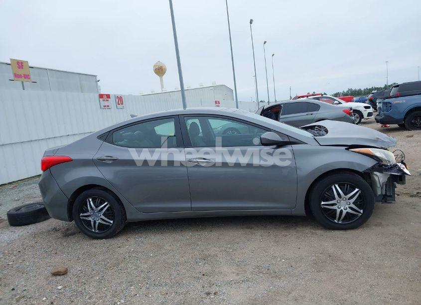 Photo 14 of 2013 Hyundai Elantra GLS (VIN 5NPDH4AE3DH354700)
