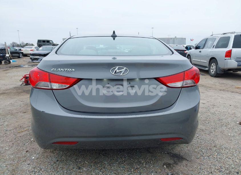 Photo 17 of 2013 Hyundai Elantra GLS (VIN 5NPDH4AE3DH354700)