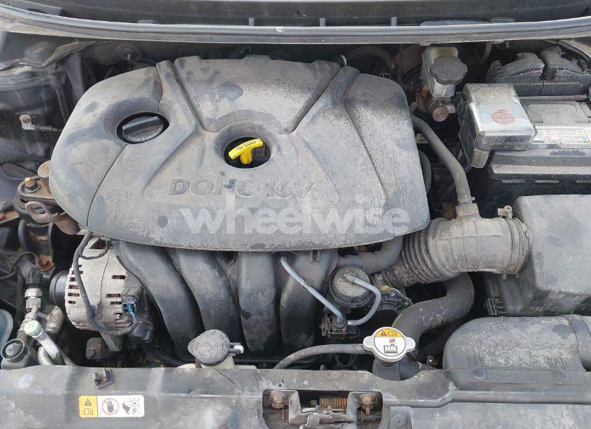 Photo 10 of 2013 Hyundai Elantra GLS (VIN 5NPDH4AE3DH358987)