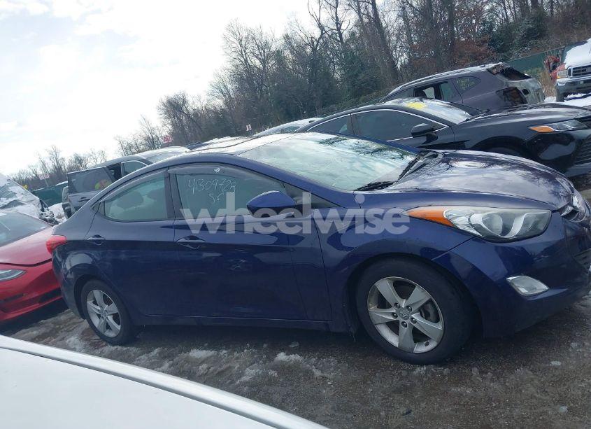 Photo 14 of 2013 Hyundai Elantra (VIN 5NPDH4AE3DH370573)