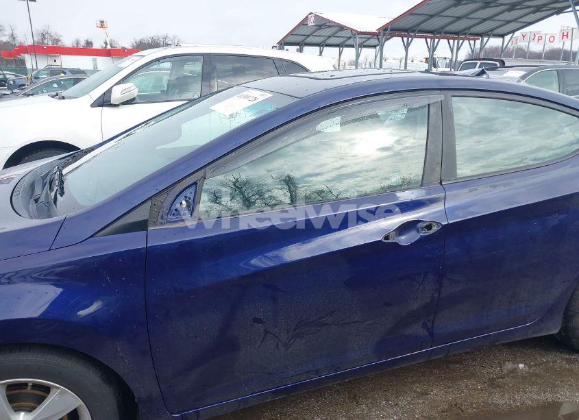 Photo 6 of 2013 Hyundai Elantra (VIN 5NPDH4AE3DH370573)