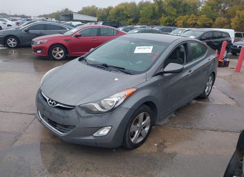 Photo 2 of 2013 Hyundai Elantra GLS (VIN 5NPDH4AE3DH376860)