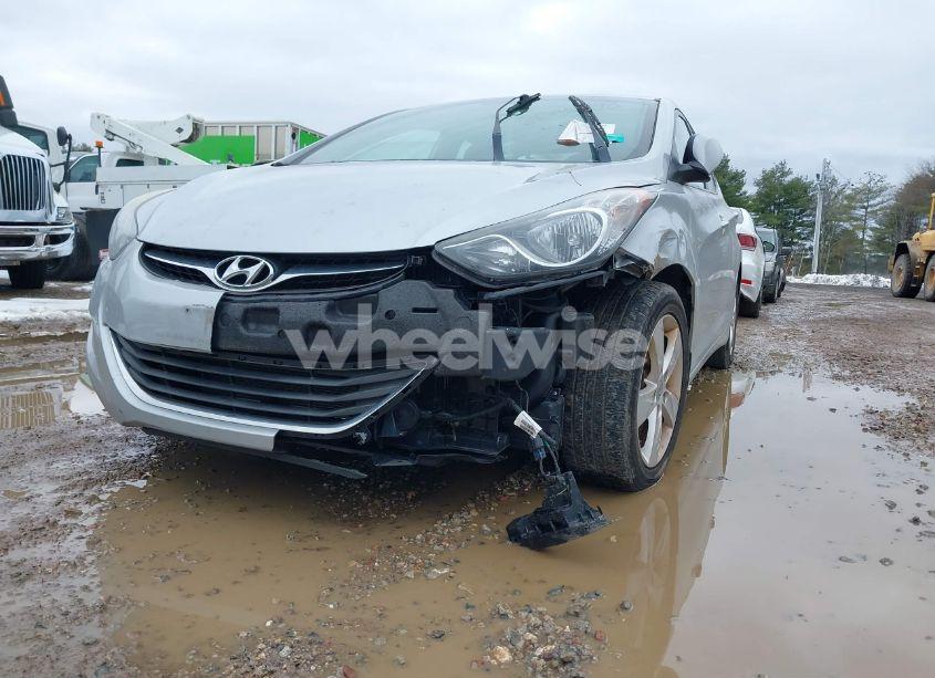 Photo 6 of 2013 Hyundai Elantra GLS (VIN 5NPDH4AE3DH381816)