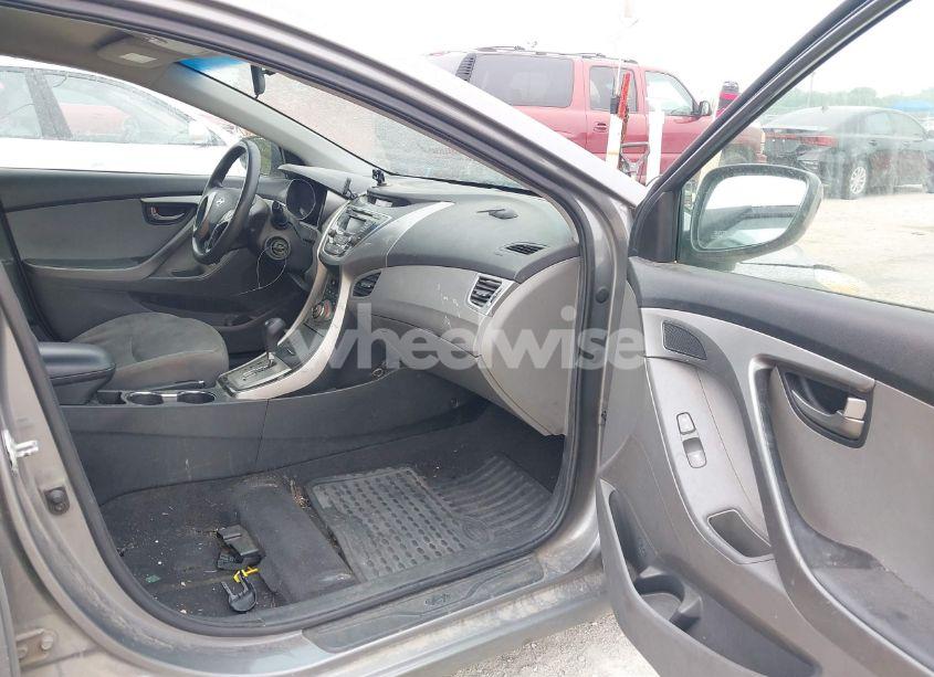 Photo 5 of 2013 Hyundai Elantra GLS (VIN 5NPDH4AE3DH388605)