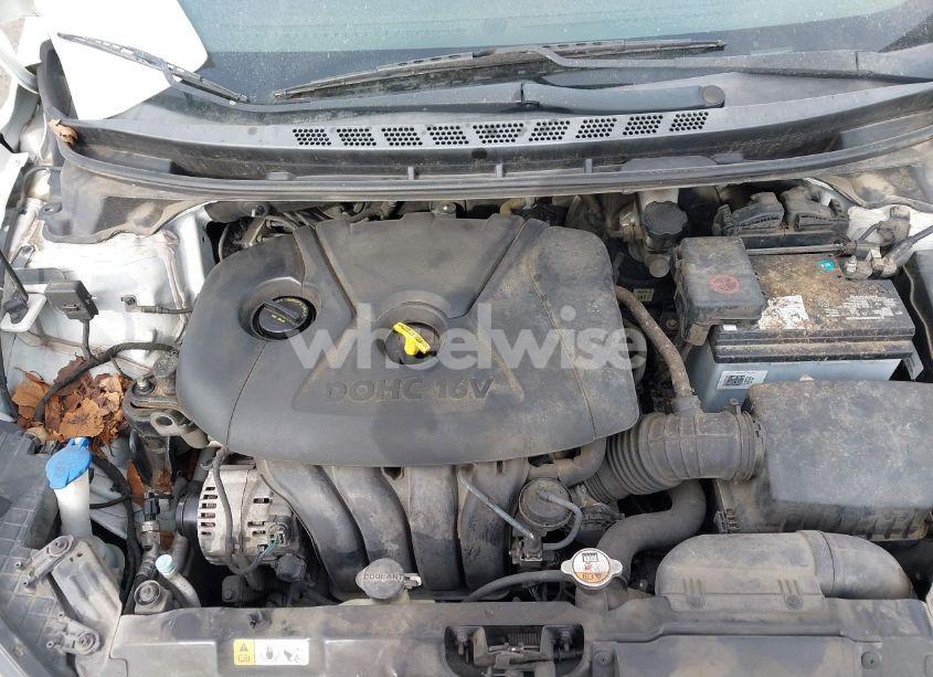 Photo 10 of 2013 Hyundai Elantra GLS (VIN 5NPDH4AE3DH390905)