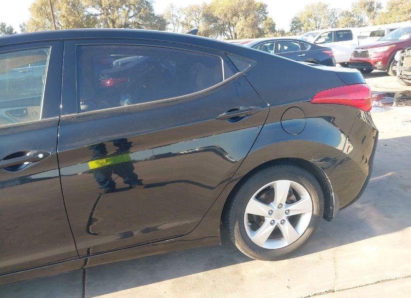 Photo 6 of 2013 Hyundai Elantra GLS (VIN 5NPDH4AE3DH393433)