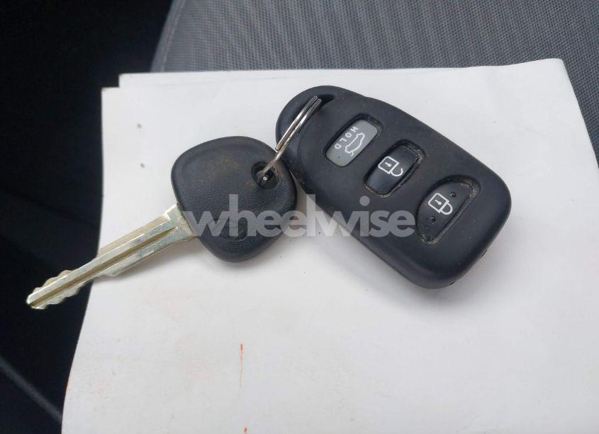 Photo 11 of 2013 Hyundai Elantra GLS (VIN 5NPDH4AE3DH402860)