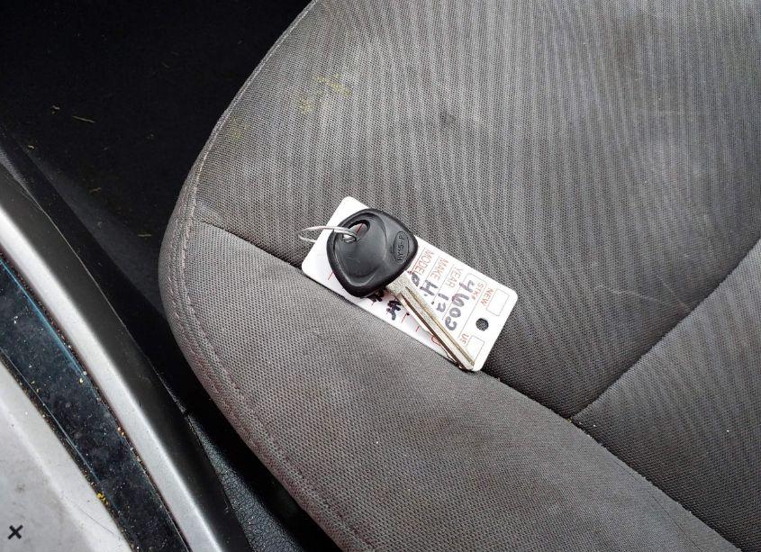 Photo 11 of 2013 Hyundai Elantra GLS (VIN 5NPDH4AE3DH427905)