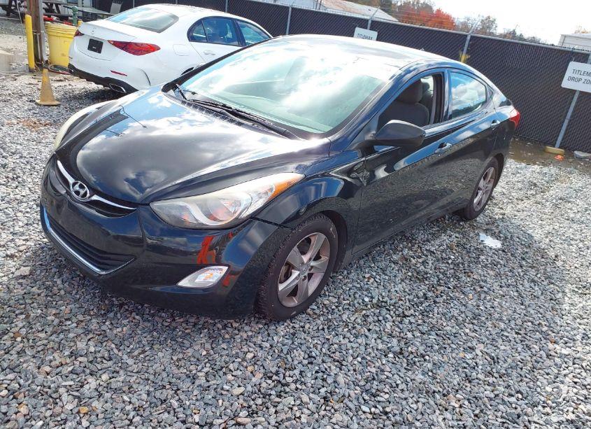 Photo 2 of 2013 Hyundai Elantra GLS (VIN 5NPDH4AE3DH427905)