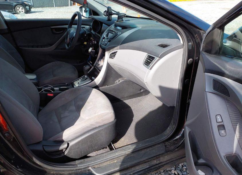 Photo 5 of 2013 Hyundai Elantra GLS (VIN 5NPDH4AE3DH427905)